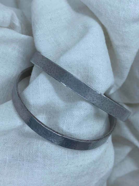 Hammered cuff/bracelet